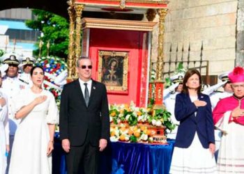 Presidente Abinader sobre la Virgen de la Altagracia: “Ella es nuestra madre y como tal intercede ante Dios para favorecer a sus hijos”