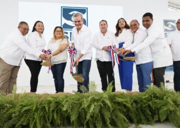 Presidente Abinader deja iniciada construcción de Hospital Traumatológico, en Azua