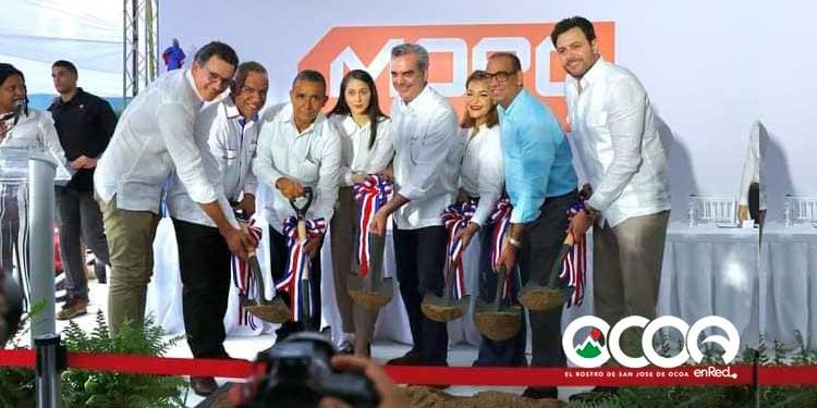 Abinader promete entregar tramo carretera Nizao-Racnho Arriba en ocho meses