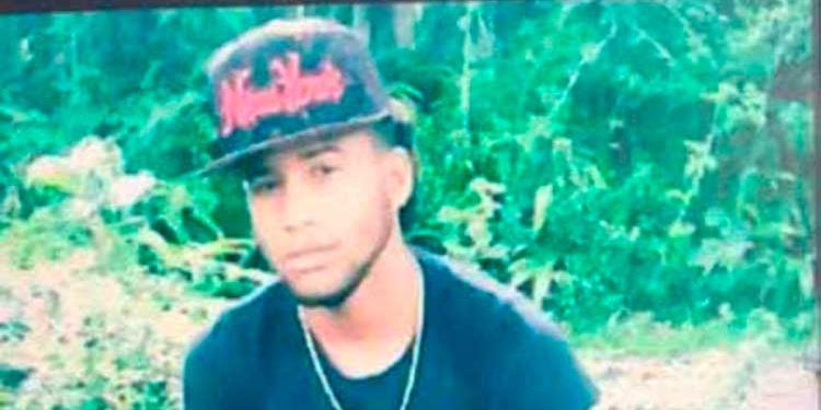 Joven muerto en intercambio de diaspros en Rancho Arriba se le acusa de supuestas amenazas a fiscales