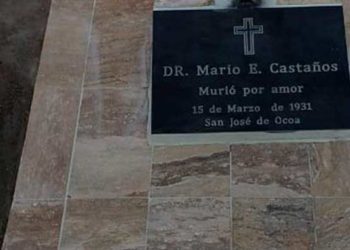 Instituciones ocoeñas restauran panteón de Mario Emilio Castaños, “Murió por Amor”