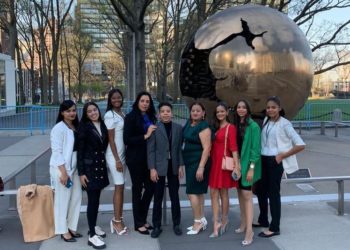 Estudiantes ocoeños participan en el evento Global Muners en NY; reciben premio Delegación Distinguida