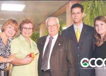 Compendio de los primeros médicos ocoeños del 1938 al 1971