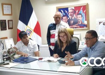 Gobierno anuncia inicio carreteras Naranjal-Parra y El Alto de El Pinar