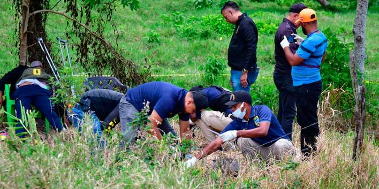 Autoridades investigarán homicidio múltiple en Rancho Arriba