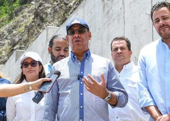 MOPC anuncia inauguración primeros 10 kilómetros carretera  Rancho Arriba-Nizao en Ocoa