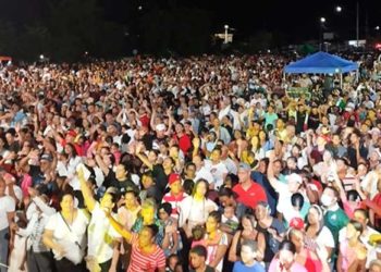 VIDEO: Unas 40 mil personas asisten a la “Gran Cruzada de Milagros en Ocoa”