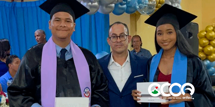 Tecnomed Caribbean premia la excelencia académica del Liceo Ángel Emilio Casado