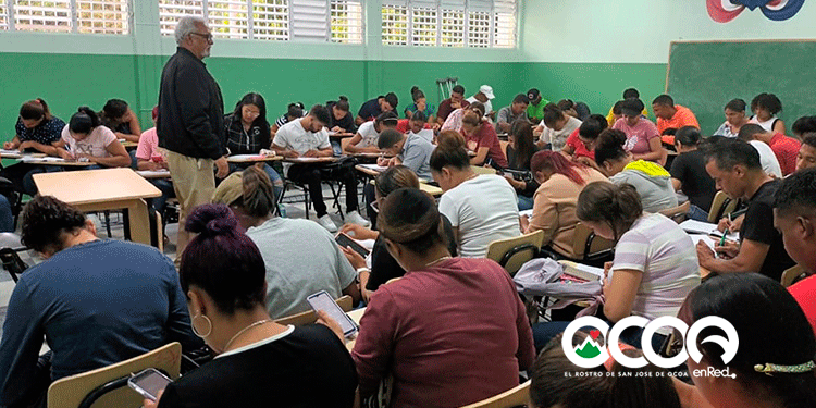 ¡A la clase en Ocoa, que ya es hora!