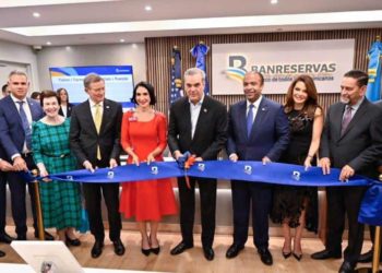 Inauguran oficina de Banreservas en Nueva York