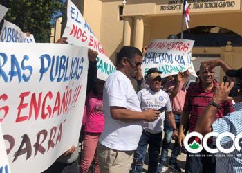 VIDEO: Comunitarios del Naranjal llevan su lucha de la carretera al Palacio Nacional