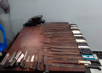 Ocoa se queda sin “cuchillos y machetes”, Policía incauta 134 en los últimos meses