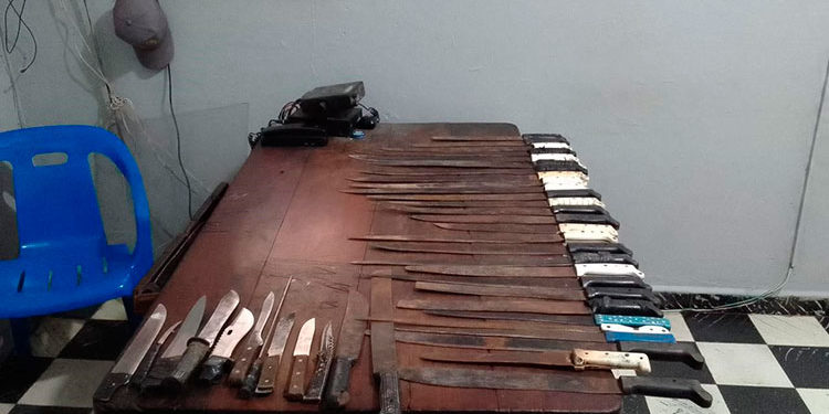 Ocoa se queda sin “cuchillos y machetes”, Policía incauta 134 en los últimos meses