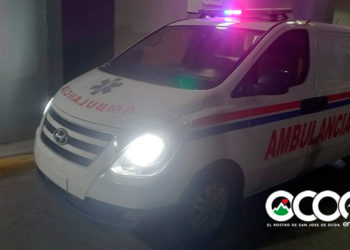 Chofer y paramédico sospechosos de echarle azúcar al motor de ambulancia hospital San José