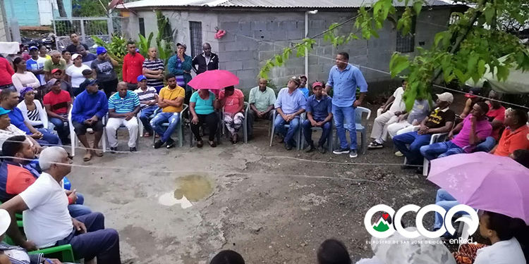 Fundación Ocoa de Pie apoya demanda habitantes Naranjal -Parra de construcción de sus carreteras