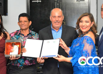 Ocoeños residentes en la Florida realizan en grande su tradicional fiesta, reconocen personalidades