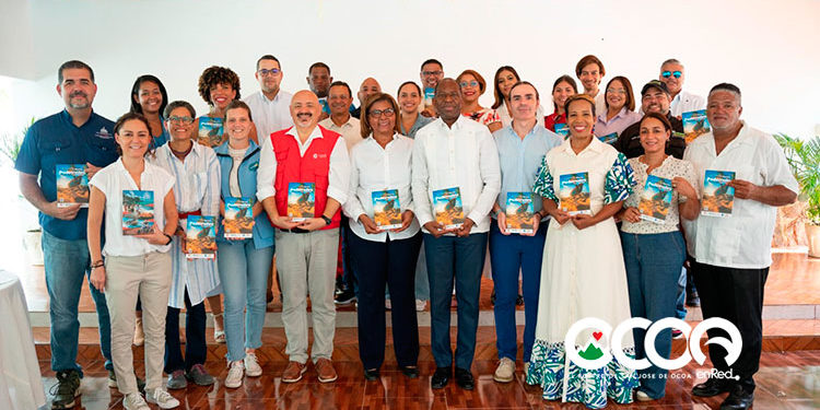 CESAL e IDDI presentan primera guía ecoturística de Pedernales