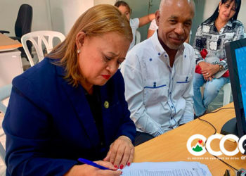 Renuncia del PLD regidora de Ocoa, inscribe candidatura alcalde por el BIS