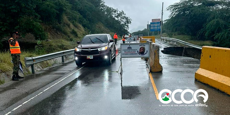 Tramo carretero próximo Vuelta de La Paloma a punto de colapsar, prohíben vehículos pesados