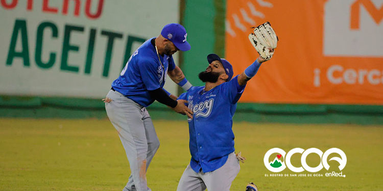 Licey se corona campeón del béisbol dominicano al vencer a las Estrellas