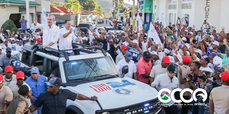 VIDEO: Abinader recorre sectores de Ocoa y Sabana Larga en apoyo a sus candidatos municipales