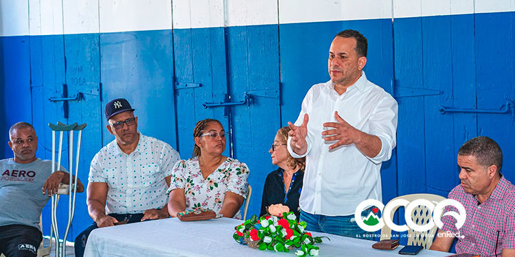 Equipo político de Fernando Castillo dice entregó a JCE su propuesta electoral