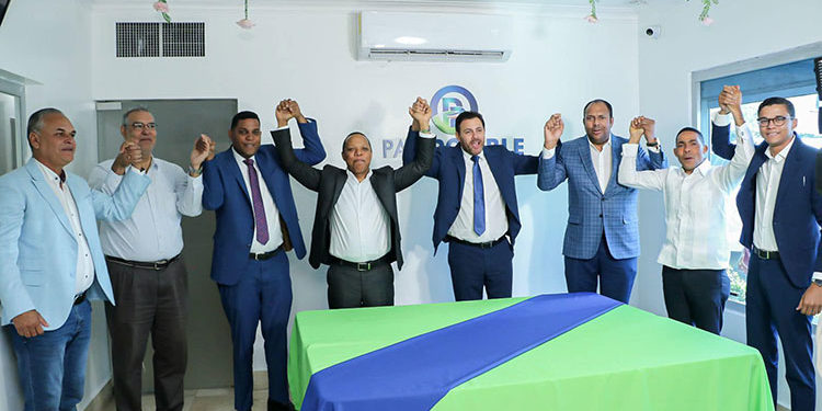 Partido País Posible proclama Aneudy Ortiz Sajiun como su candidato a senador