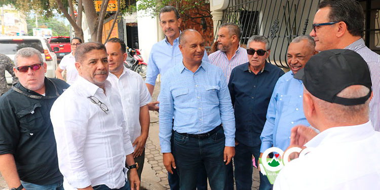 Entregan 97.8 millones de pesos a 85 agricultores de Ocoa afectados por lluvias noviembre del 2023