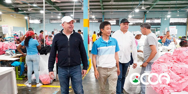 Director de PROINDUSTRIA continua contactos y evaluación con sector manufacturero de RD.