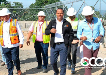 Administrador de  Edesur supervisa trabajos en construcción subestación de Rancho Arriba