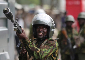 Unos 1.000 policías de Kenia saldrían para Haití este martes 25