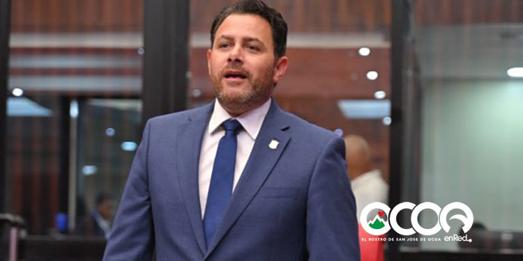 Senador Aneudy Ortiz Sajiun es designado presidente de la Comisión de Desarrollo Municipal y ONGs  del Senado