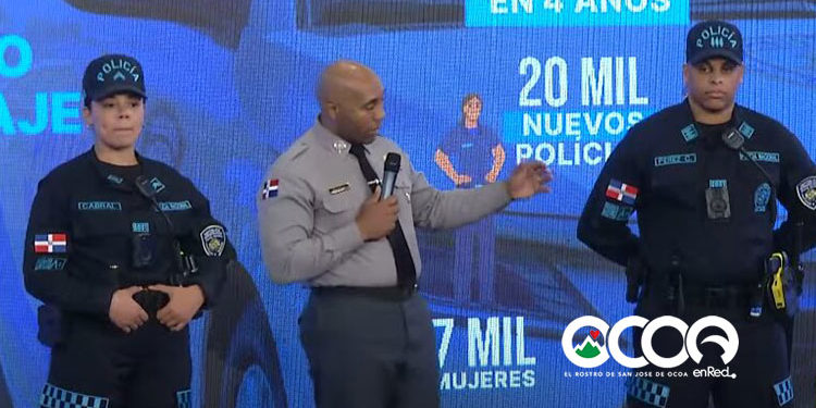 Agentes de Policía Nacional utilizarán nuevo uniforme a partir de 2025, tendrá código QR