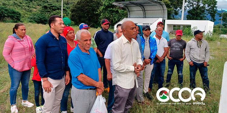 VIDEO | Liga de Softball Sabana Larga conmemora 35 años a la espera de su play