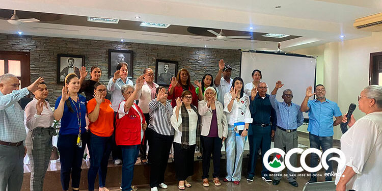 Juramentan comisión técnica y mesas temáticas de Consejo Económico y Social Municipal de Ocoa