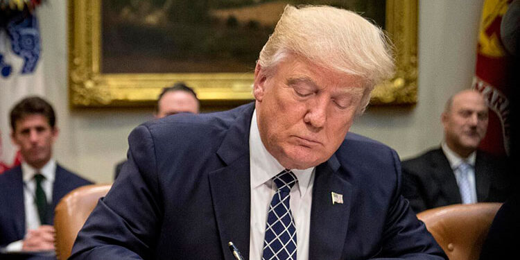 Donald Trump firma órdenes ejecutivas sobre migración, comercio y políticas de género en su segundo mandato