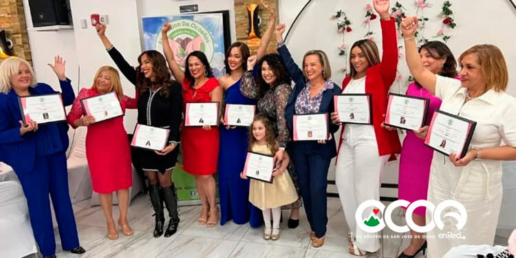 Asociación de Ocoeños Ausentes reconoce a nueve mujeres de gran voluntad
