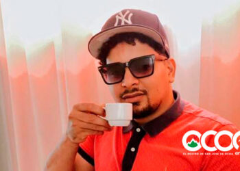 Aplazan medida de coerción contra comunicador acusado de amenazas a su expareja y su hija