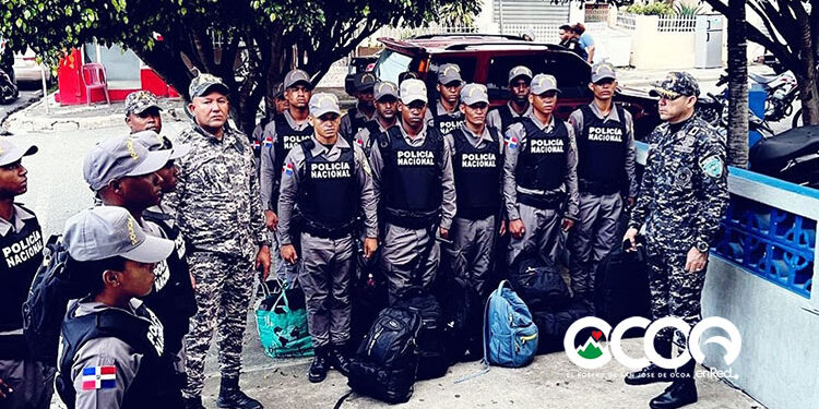 Llegan 60 agentes de la Policía para reforzar la seguridad durante Semana Santa en Ocoa