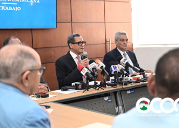 Gobierno anuncia aumento salarial de un 25 % al sector de zonas francas industriales