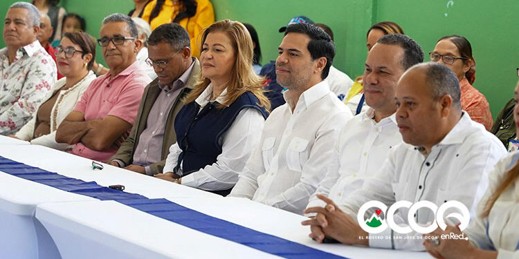 Funcionarios evalúan en Ocoa avances educativos  del Gobierno