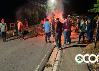 VIDEO | Rancho Arriba amanece bajo fuego, productores agrícolas demandan al Gobierno