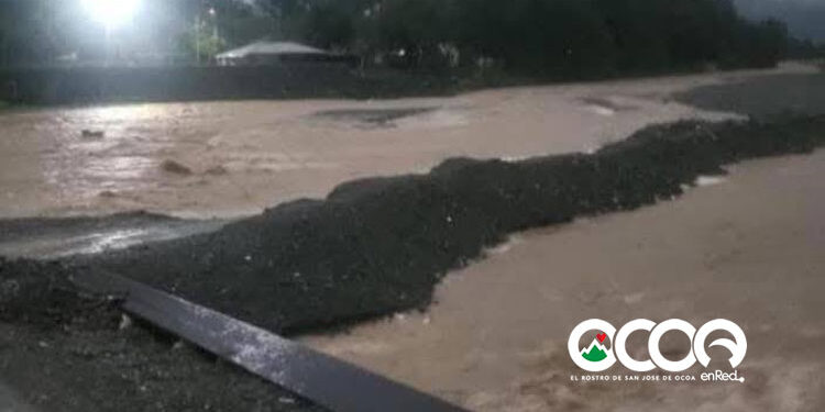 VIDEO | Comunidad Montenegro incomunicada por lluvias