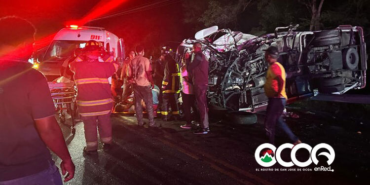 Accidente de tránsito próximo al cruce de Ocoa deja dos personas fallecidas y ocho heridas