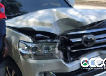 Caballo provoca daños a camioneta en la carretera Ocoa-Sabana Larga