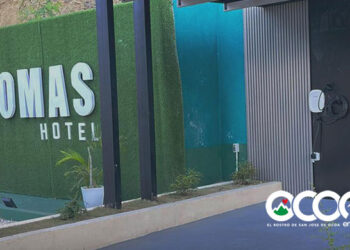 Lomas Hotel  inaugura estación carga vehículos eléctricos en Ocoa