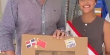 VIDEO | Embajada China en RD y la Oficina Senatorial entregan reconocen estudiantes meritorios de Ocoa