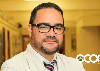 Lanzan AVANZANDO: Nuevo Programa de Ayuda Universitaria para Jóvenes en NYC: Una Inversión en el Futuro