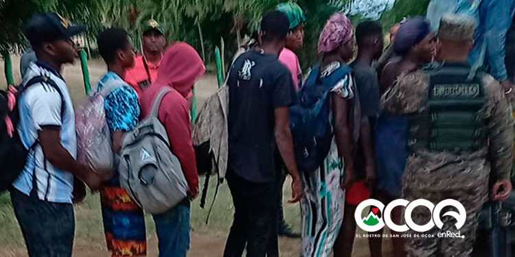 Ejército  dice que detuvo 233 haitianos en situación migratoria irregular en  Ocoa durante el mes de junio