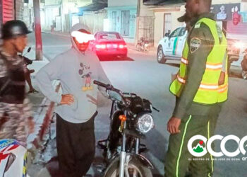 VIDEO | Autoridades intervienen en sector San Antonio tras denuncia sobre motoristas temerarios